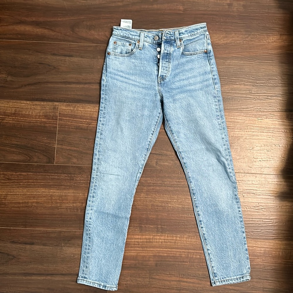 Levis jeans